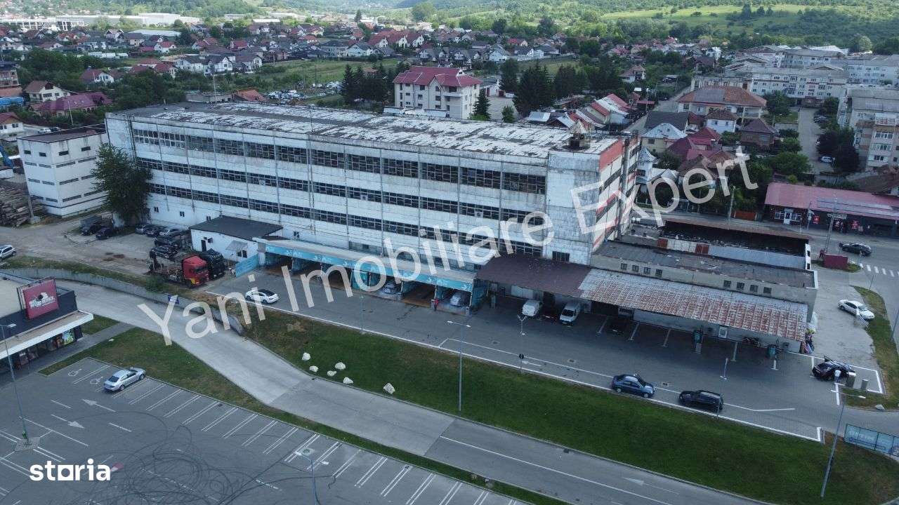 Clădire de vânzare, lângă Kaufland Curtea de Argeș - Imagine principală: 3/20