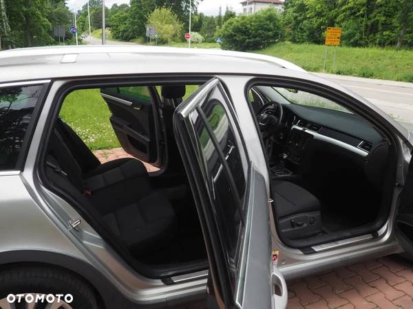 Skoda Superb 2.0 TDI Platinum Outdoor DSG - 18