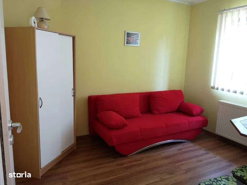 Casă 3 camere si curte - Dumbravita - Imagine principală: 5/8