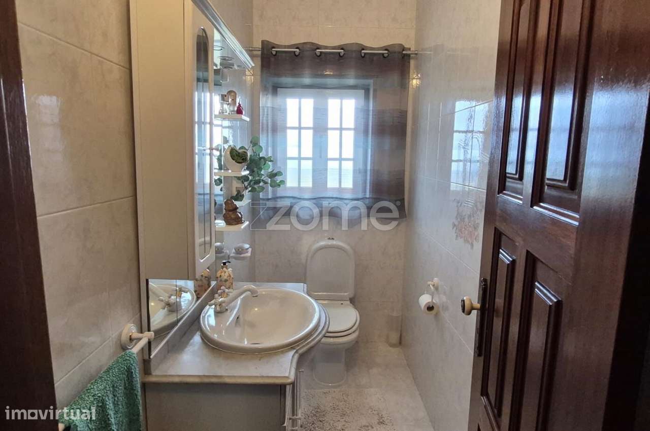 Moradia com 3 frações independentes habitacionais-16