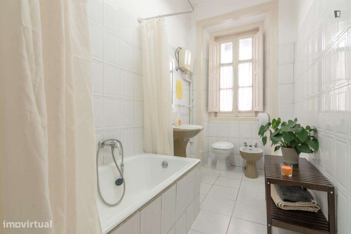 Quarto - localizado em Arroios Lisbon - Grande imagem: 2/16