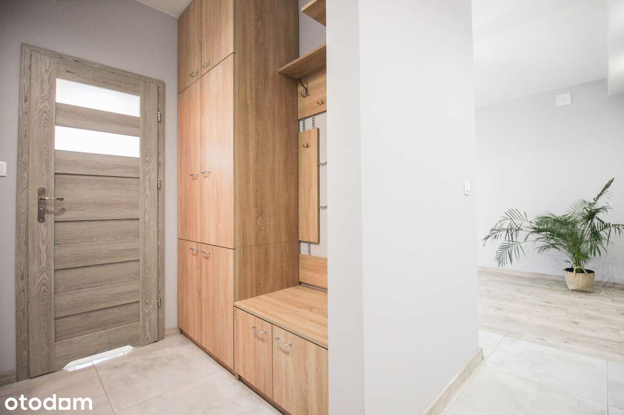 Centrum parter 2 pokoje teren zamykany miejsce postojowe niskie opłaty - Pełny obrazek: 5/15