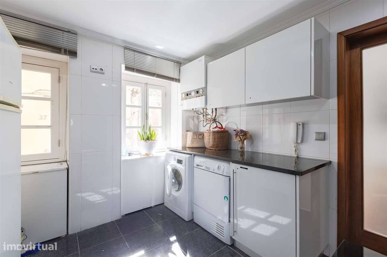 Moradia T3+1 Mobilada  com Vistas para Rio Douro-13