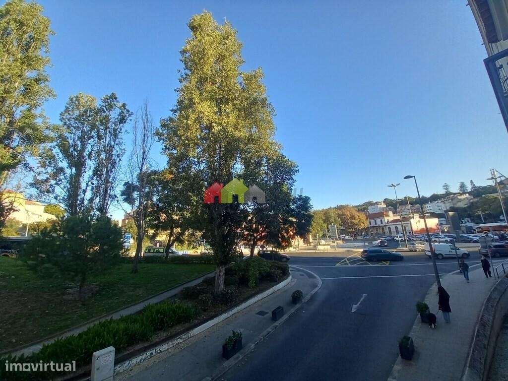 Prédio para Venda em Alcântara - Lisboa - Grande imagem: 2/21