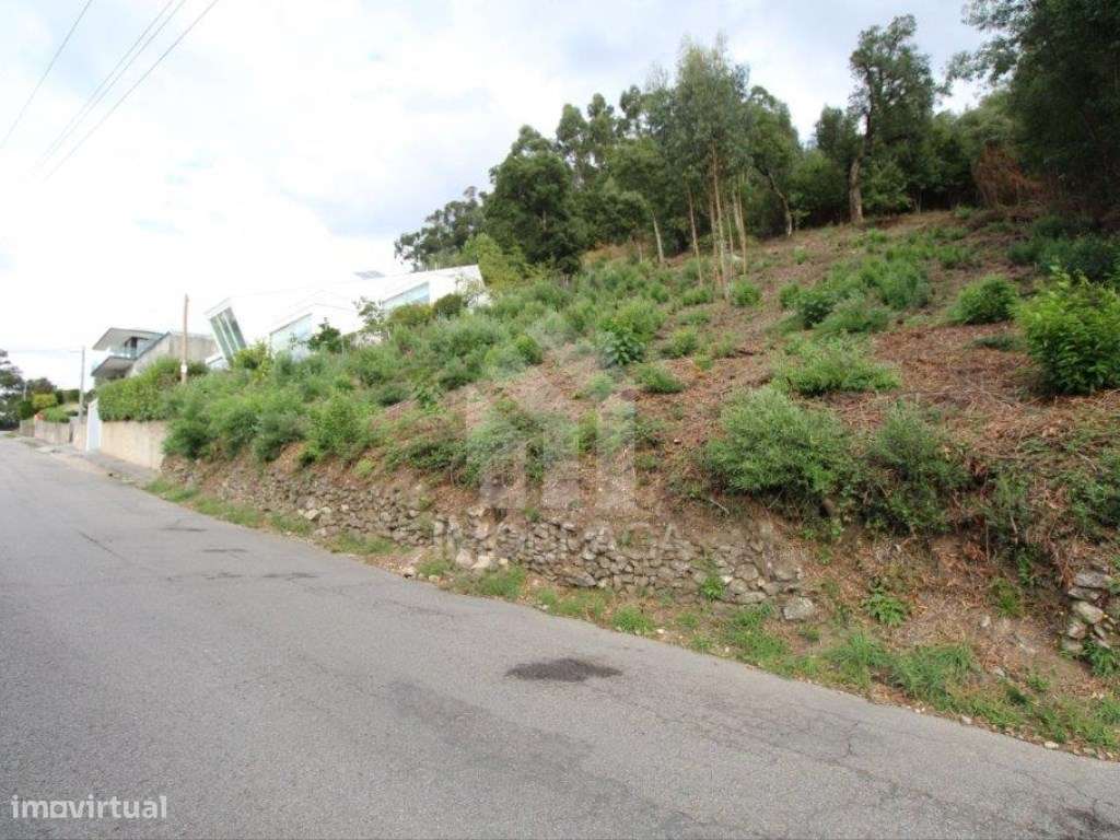 Terreno para Construção de Moradia Individual | Tenões - Braga-36