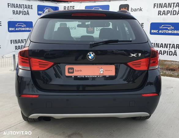 BMW X1 sDrive20d - 12