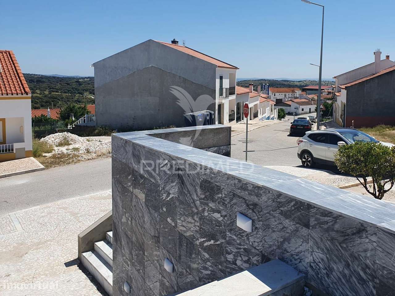 moradia de dois pisos e comercio em pardais - Grande imagem: 5/5