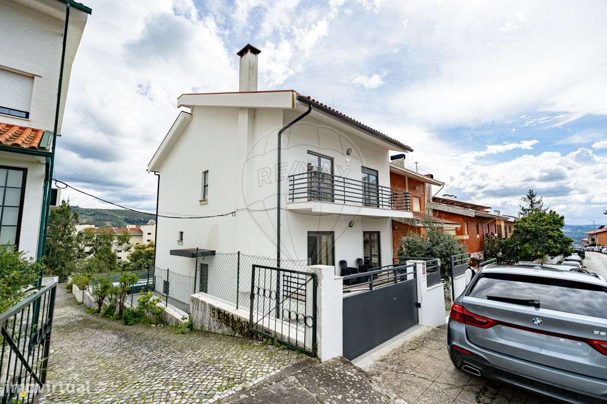 Moradia T5 para venda - Grande imagem: 2/50