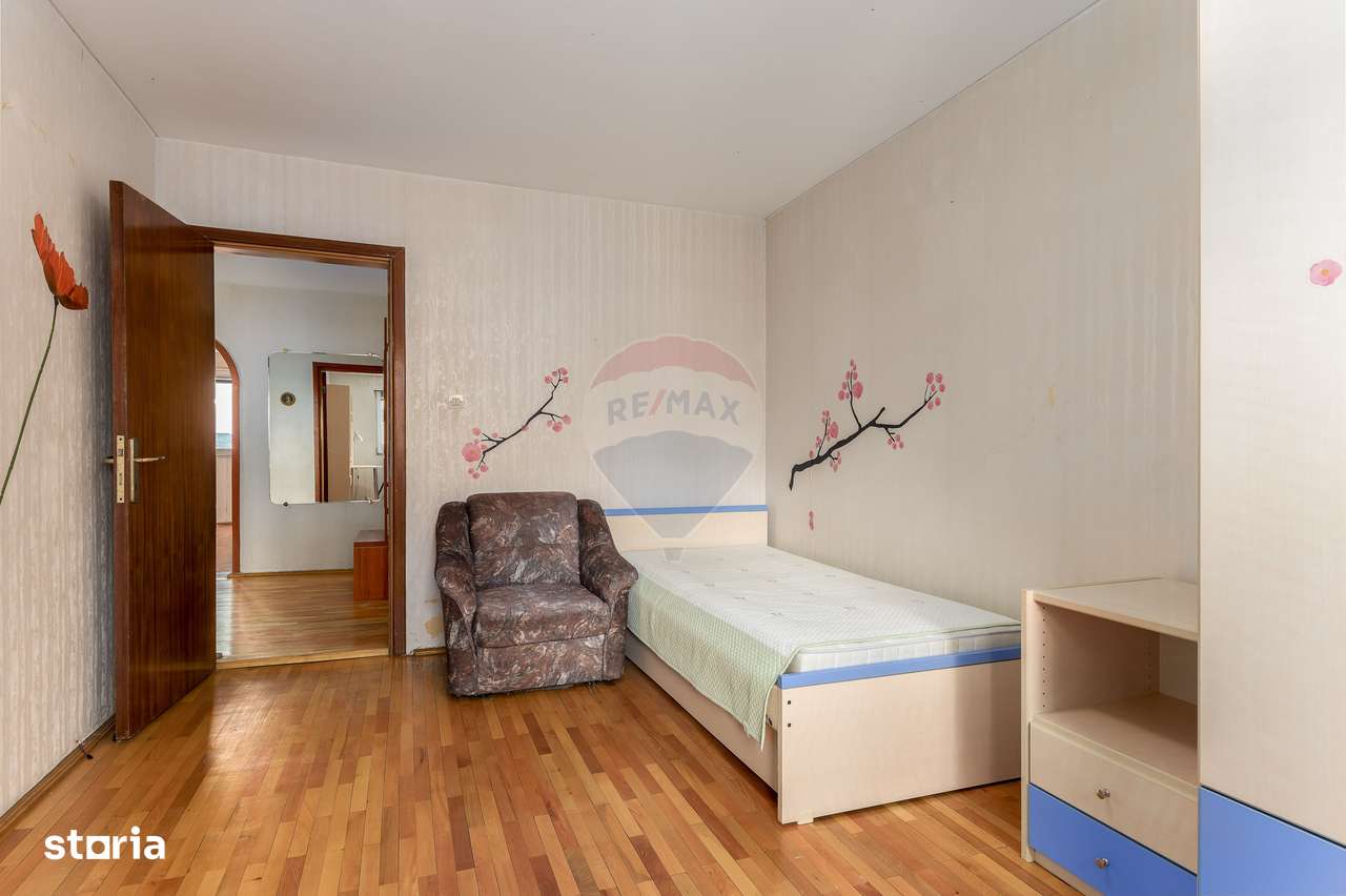 Apartament cu 5 camere de vânzare P-ta Victoriei Veronica Micle-6
