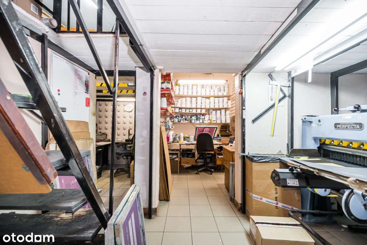 Lokal użytkowy 30m2 w kamienicy z lat 30 - tych - ul Mazowiecka - Pełny obrazek: 1/8