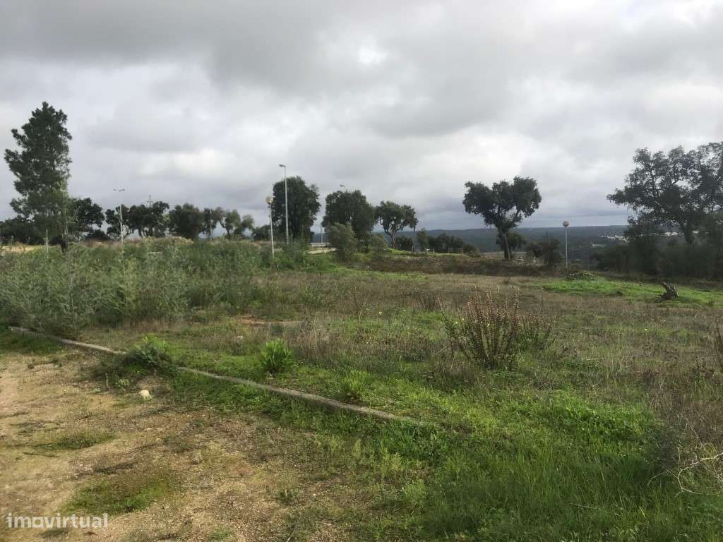 Terreno Urbano para construção - Grande imagem: 4/6