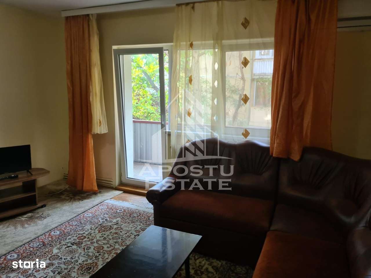 Apartament cu 2 camere in zona Complexului, centrala termica, etajul 2 - Imagine principală: 2/7