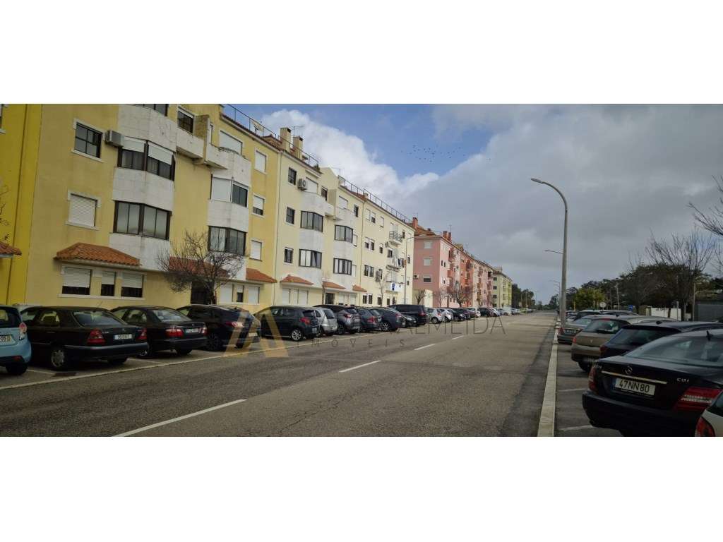 Apartamento t2 ( 3 assoalhadas ), rés do chão com arrecadação, junt...-20