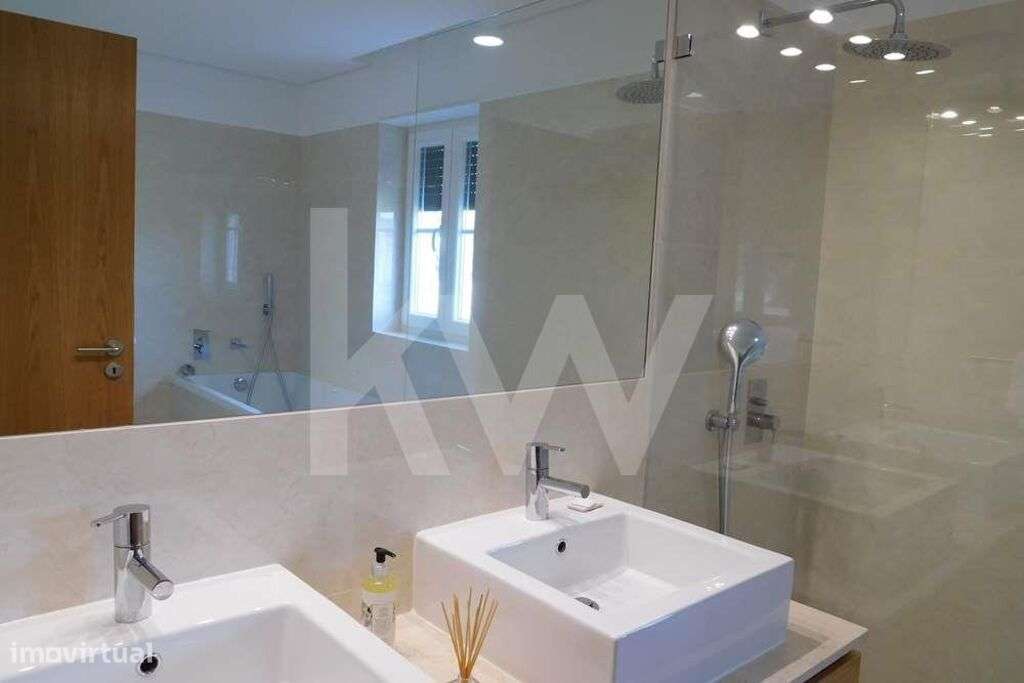 Excelente Quinta com moradia incluída situada a 7 minutos do centro de - Grande imagem: 4/25