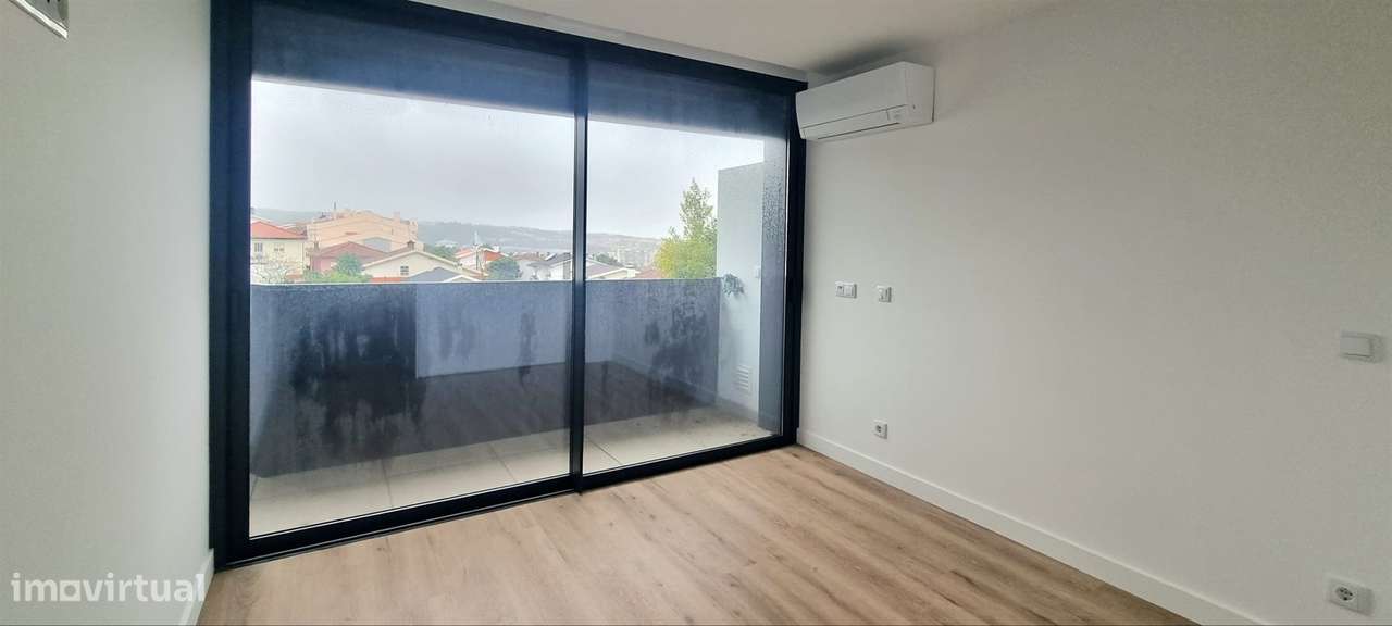 Apartamento T2 - Vale das Flores - Coimbra/Venda-16