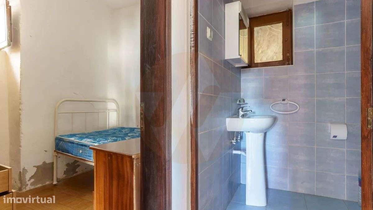 Moradia T2 no Centro Histórico da vila de Aljezur-9