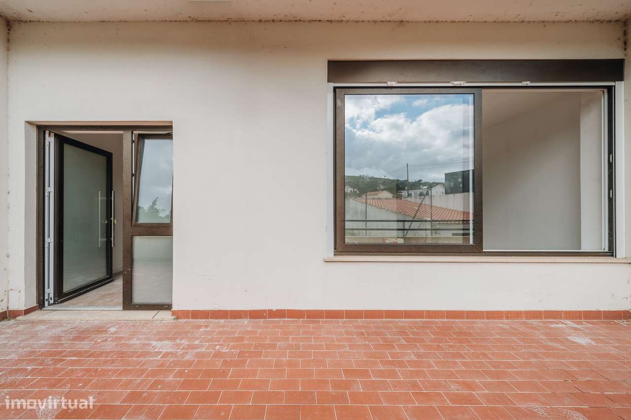 Apartamento T1 totalmente renovado com entrada independente – Minde-8