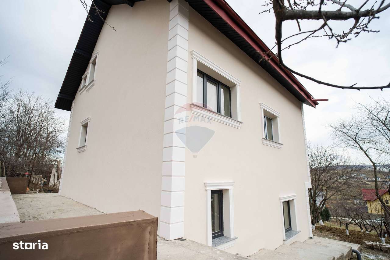 Vilă de Vânzare cu 5 Camere, Teren 1000mp - Bucium, Iași - Comision 0%-15