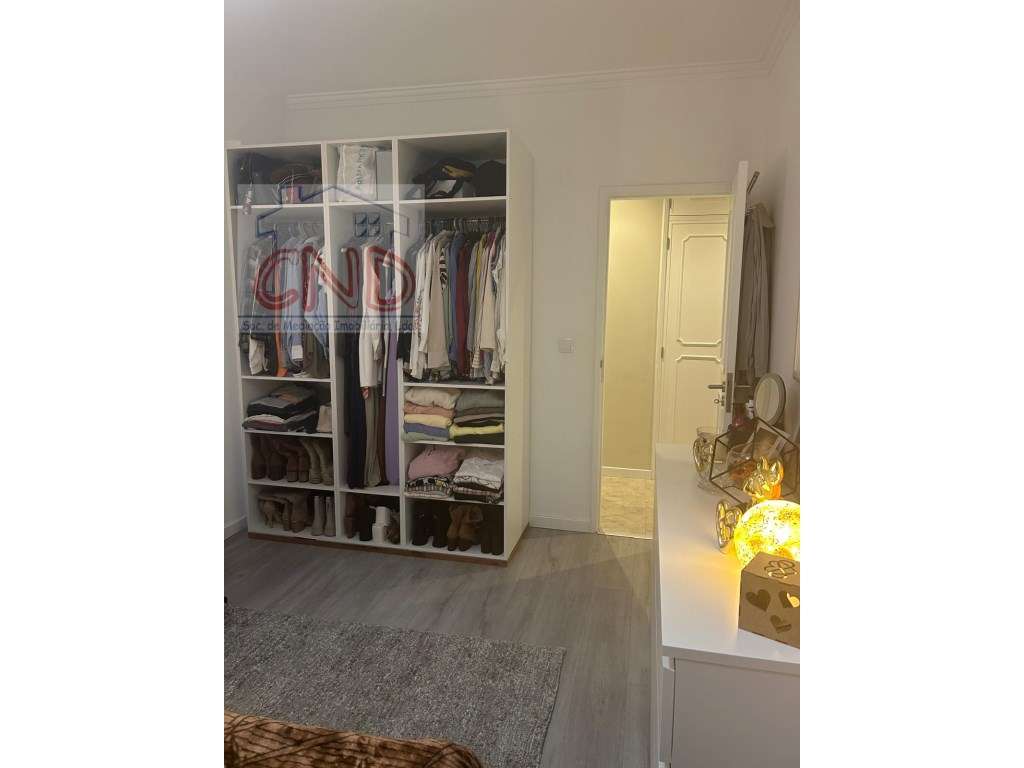 T2 Algueirão Mem- Martins, na Rua Florbela Espanca, 250.000 euros '...-12