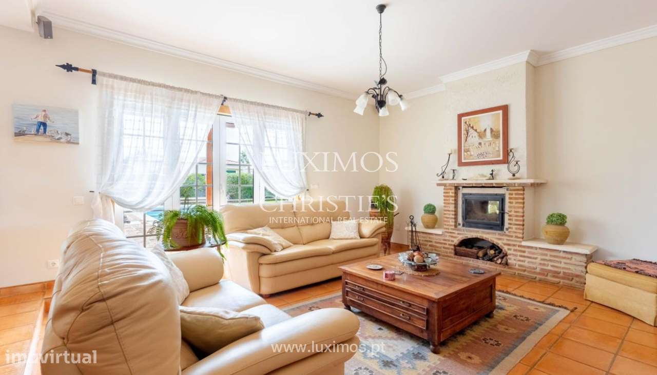 Moradia V4, com piscina, para venda, em Vila Sol, Algarve - Grande imagem: 4/23