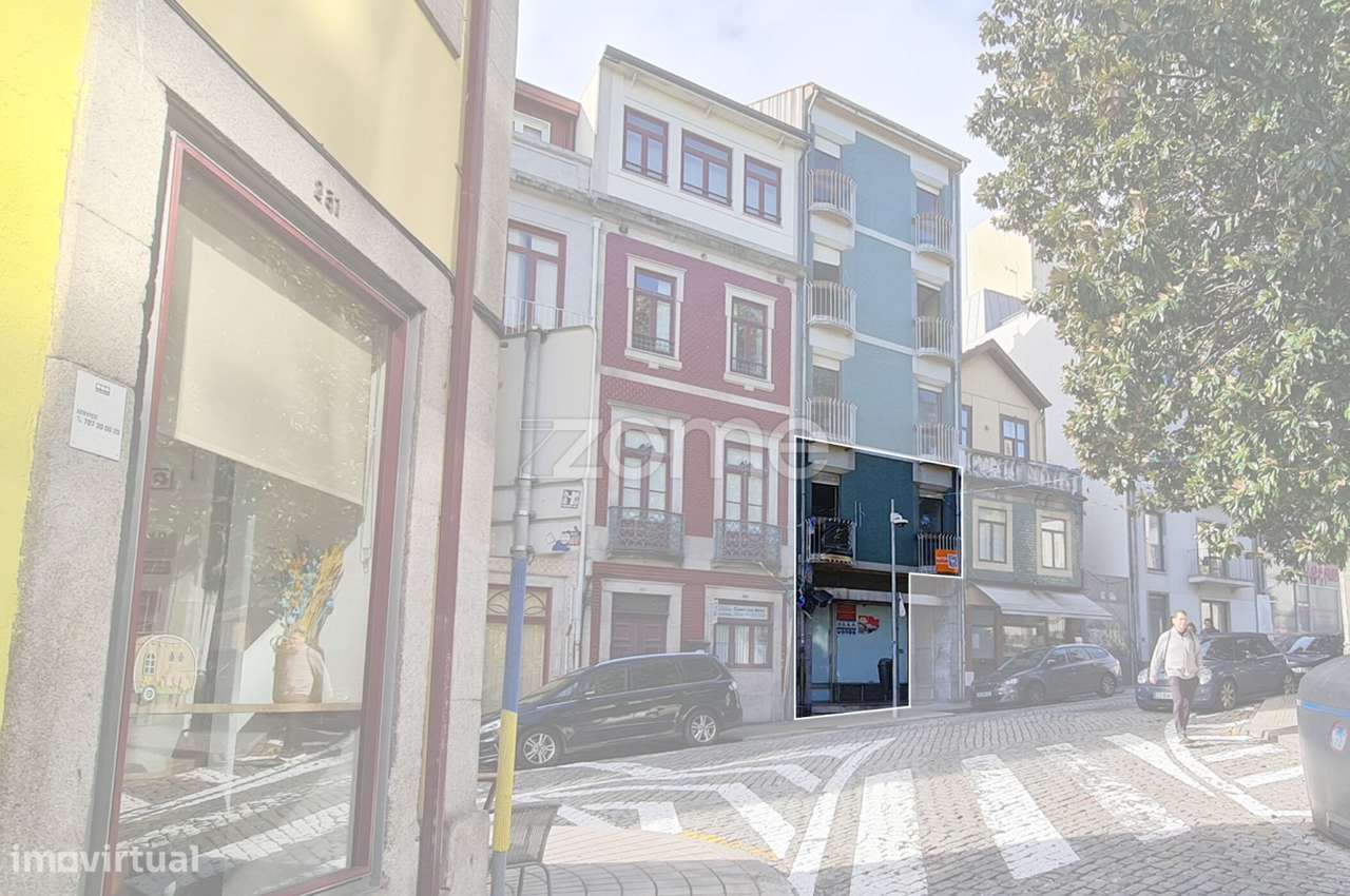 Apartamento T3+1 triplex jardim Rua Almada Porto (fração A) - Grande imagem: 3/8