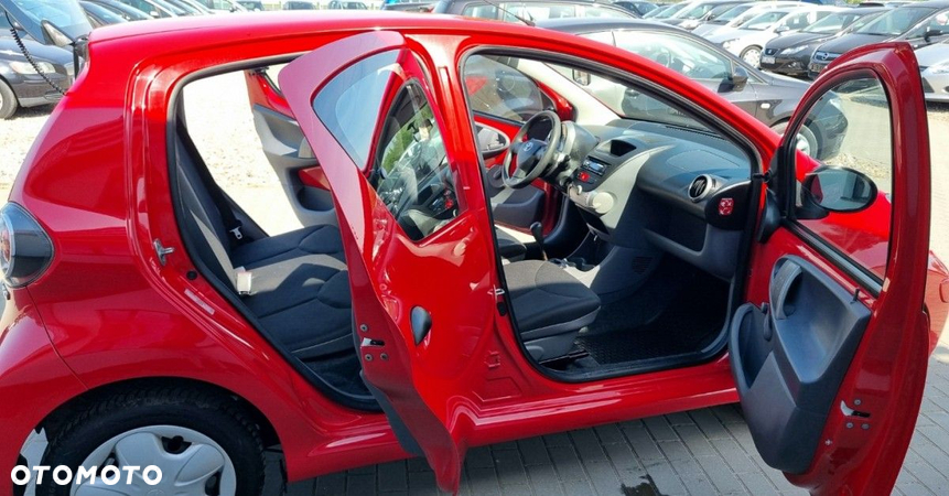 Toyota Aygo - 16