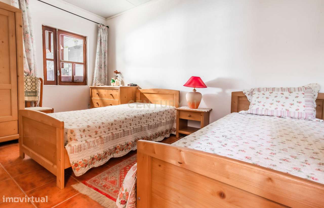 Casa T2 em Fernão Ferro, Seixal - Oportunidade Única!-5
