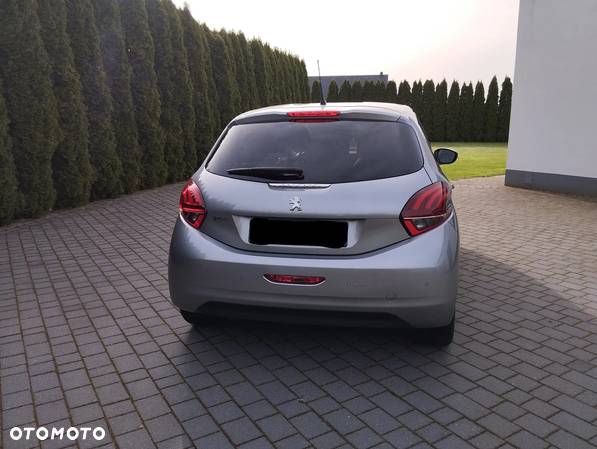 Peugeot 208 1.2 PureTech Active - 10