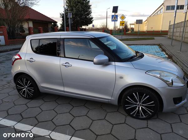 Suzuki Swift - 10