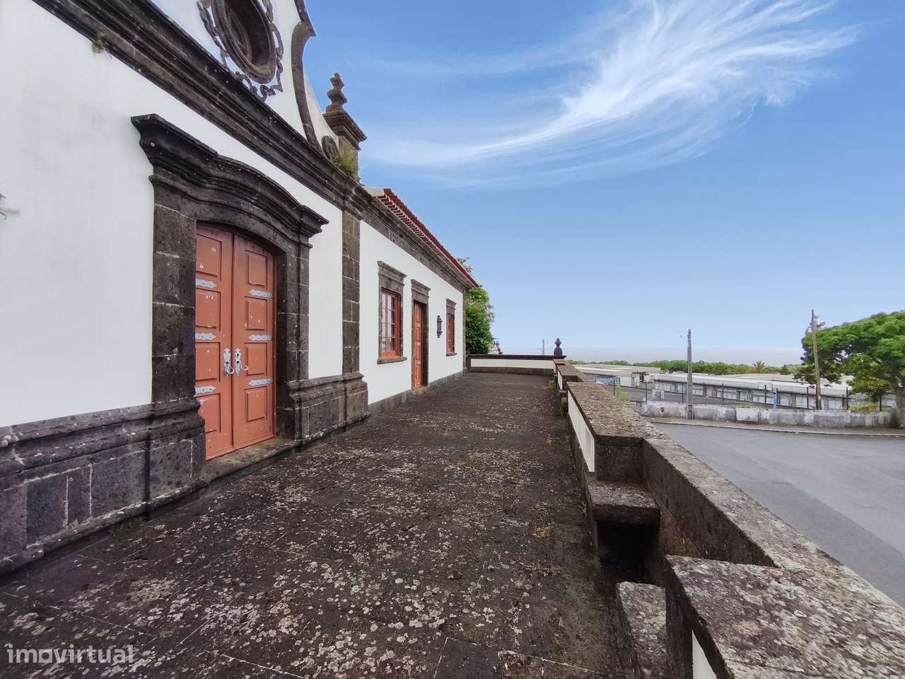 Solar Centenário de Encanto Histórico com Vista Inigualável na Ilha de-24