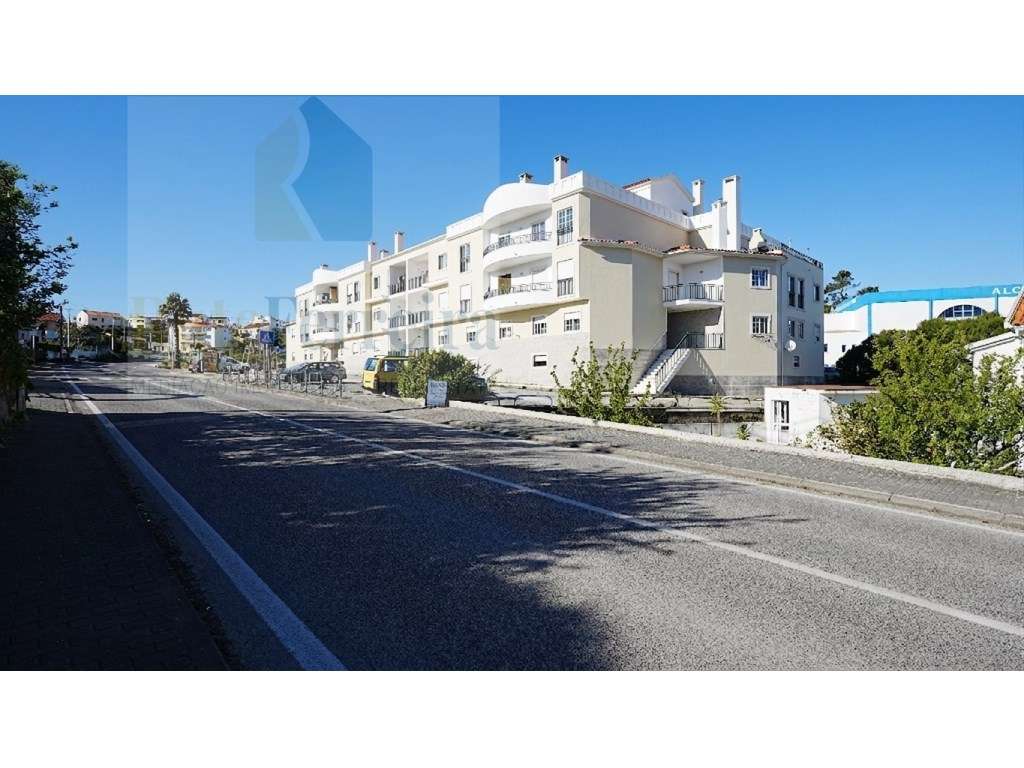 Já viu a área deste apartamento T3 com terraço- Mafra !!-31