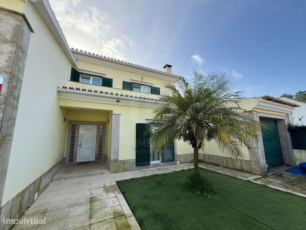 Moradia T3+1 com Piscina Azeitão - Grande imagem: 2/39