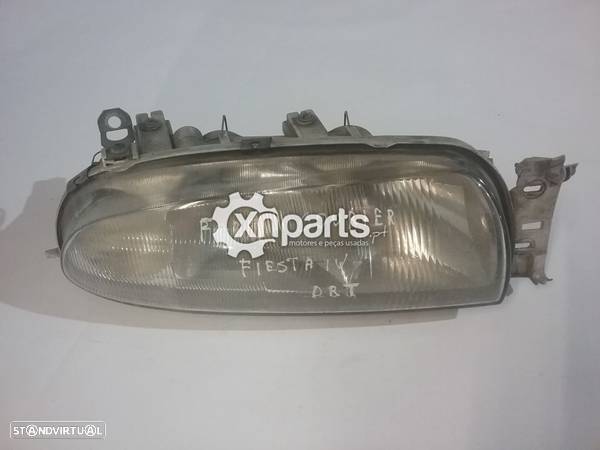 Farol normal Frente/Dto FORD TOURNEO COURIER Kombi 1.0 EcoBoost | 02.14 -  Usado - 1