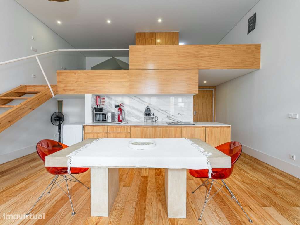 Apartamento mezanino T1 na Rua de Sá da Bandeira - Grande imagem: 5/34