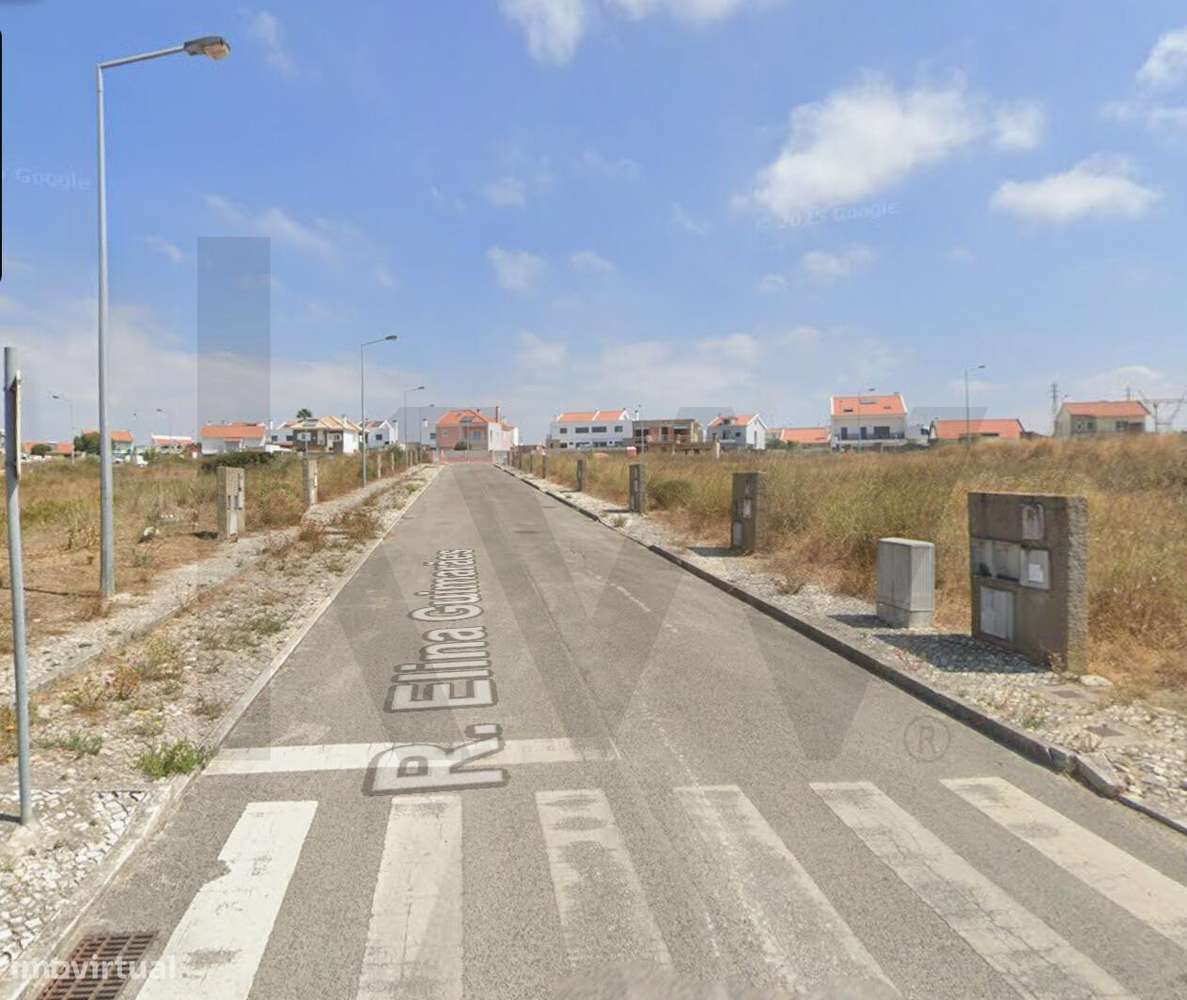 Terreno com Projecto aprovado para moradia T4 mais Escritório-8