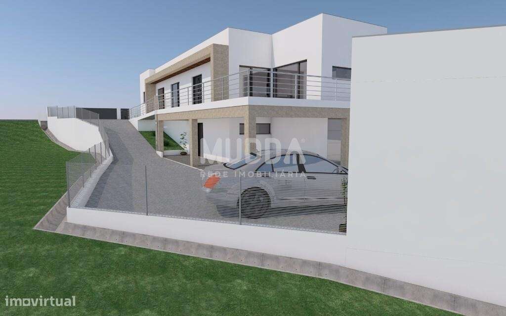 Terreno com Viabilidade de Construção | Projeto de Moradia Unifamiliar - Grande imagem: 4/9