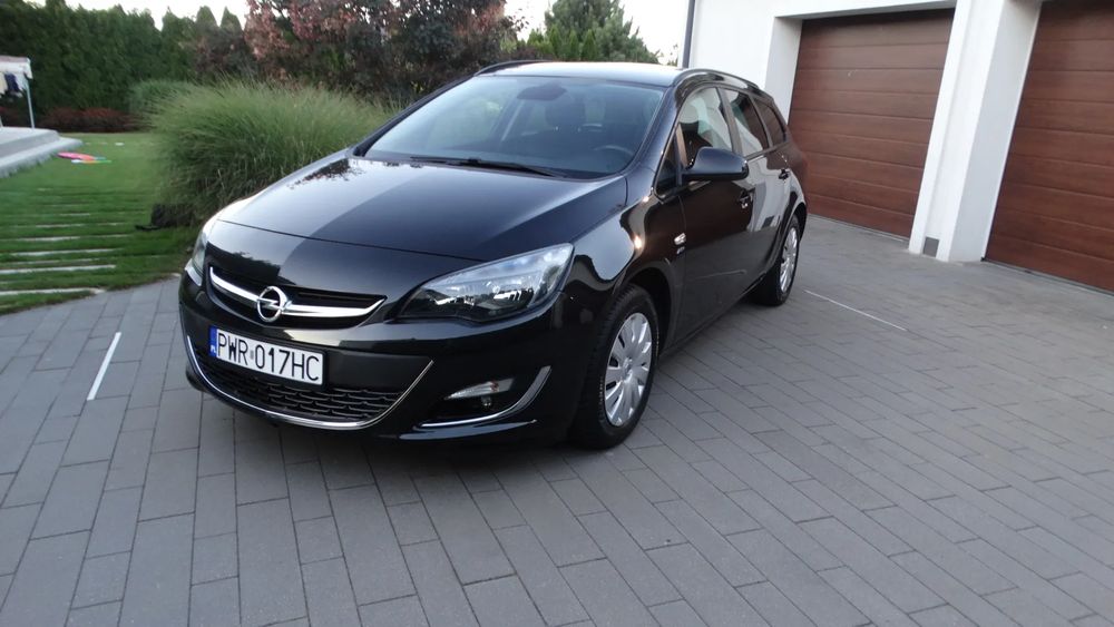 Opel Astra J (2009-2019) 1.4 Turbo Active 2013