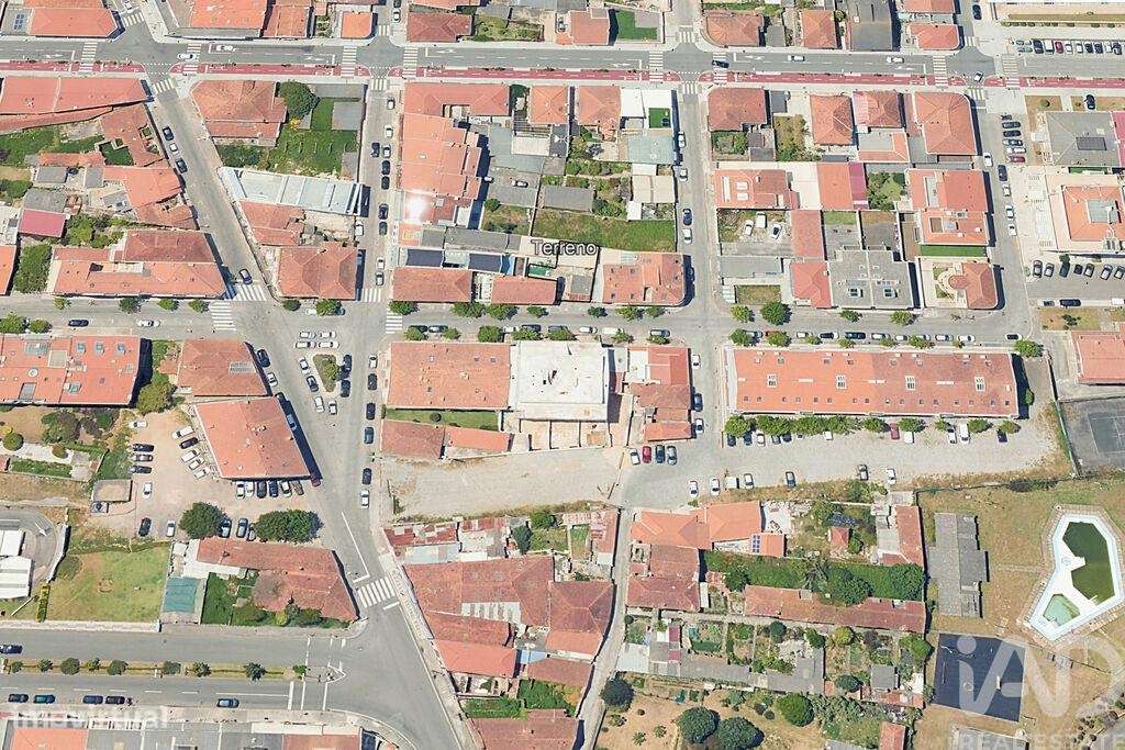 Terreno em Espinho de 150,00 m2 - Grande imagem: 3/14