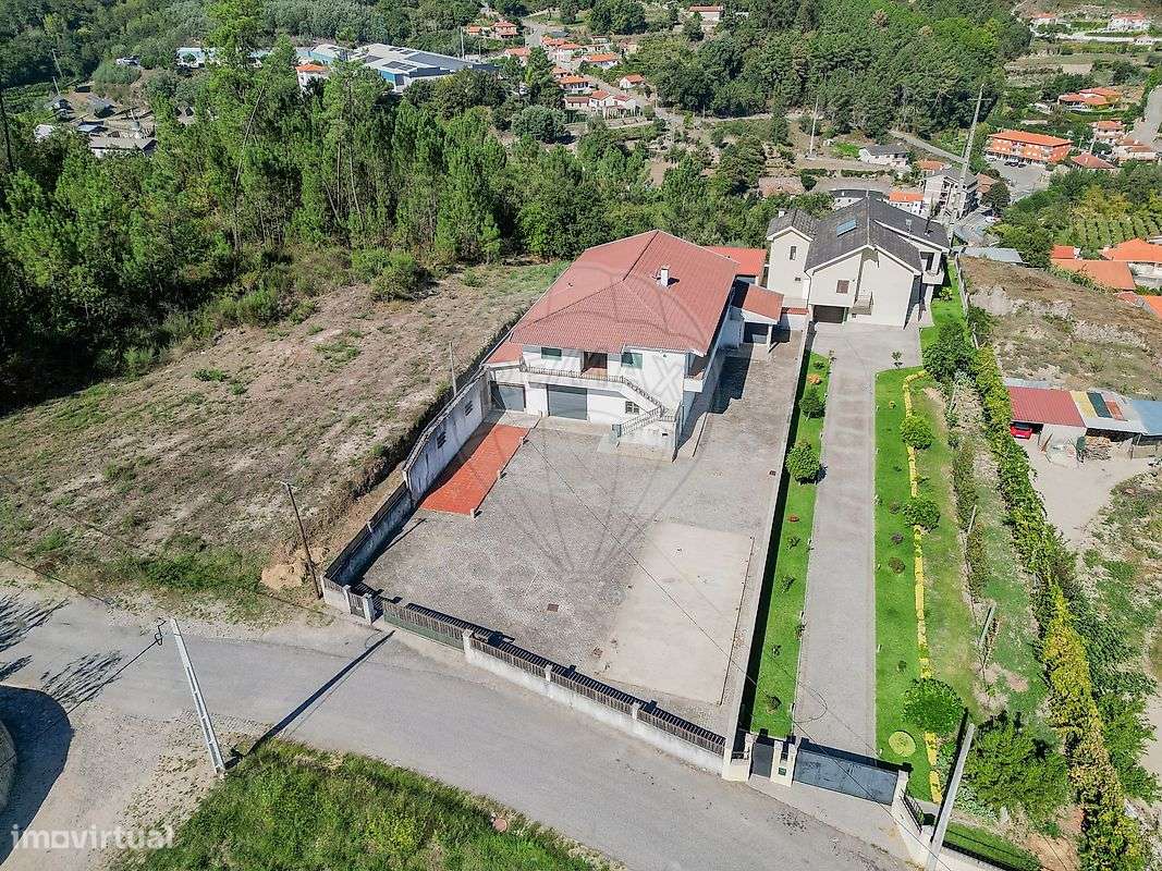 Moradia T4 para venda-31