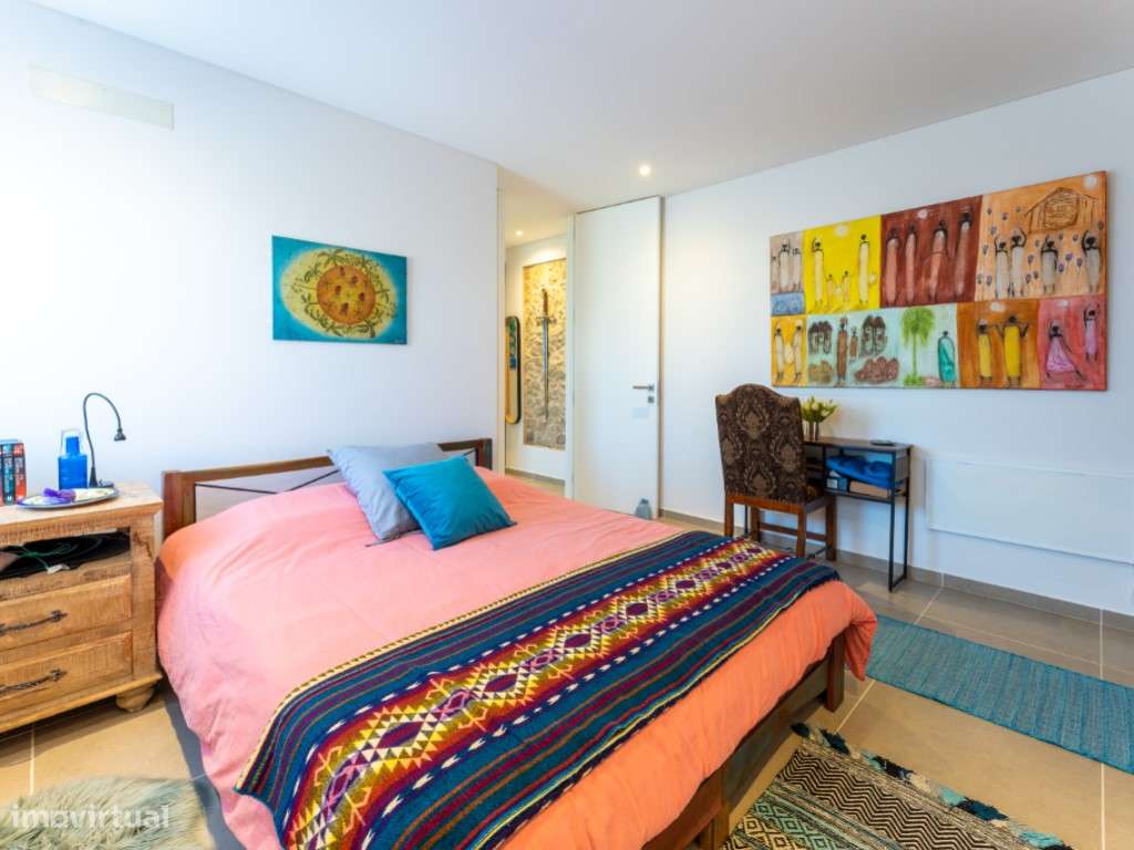 Moradia T3 com Piscina e Próxima do Mar na Serra do Bouro-15