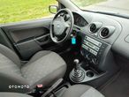 Ford Fiesta 1.3 Ambiente - 15