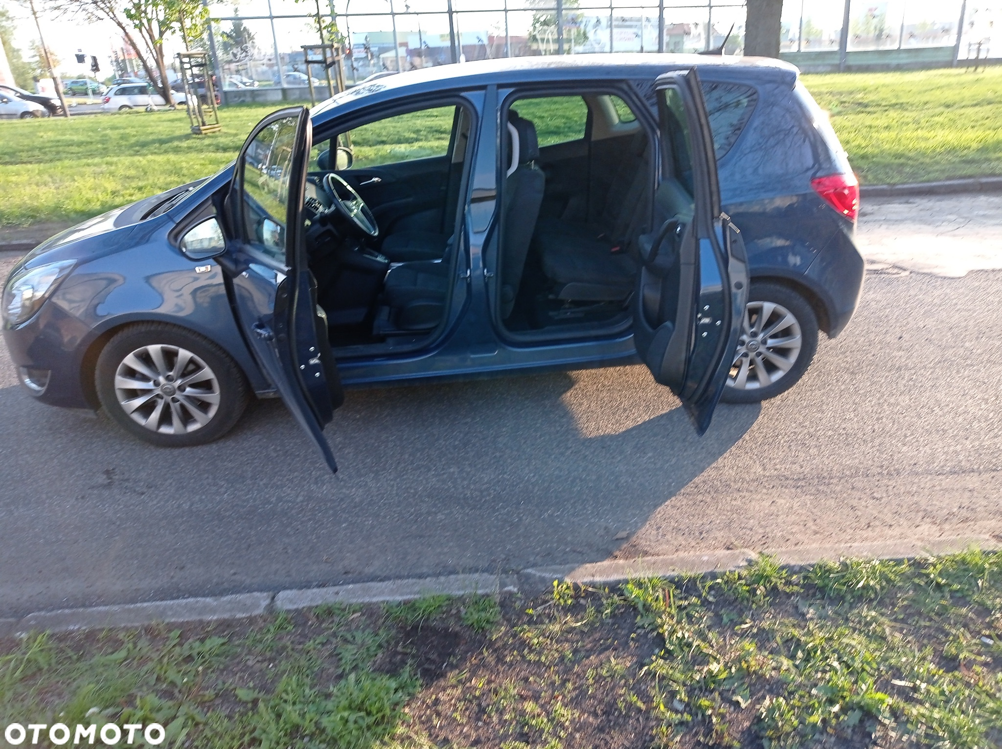 Opel Meriva - 12