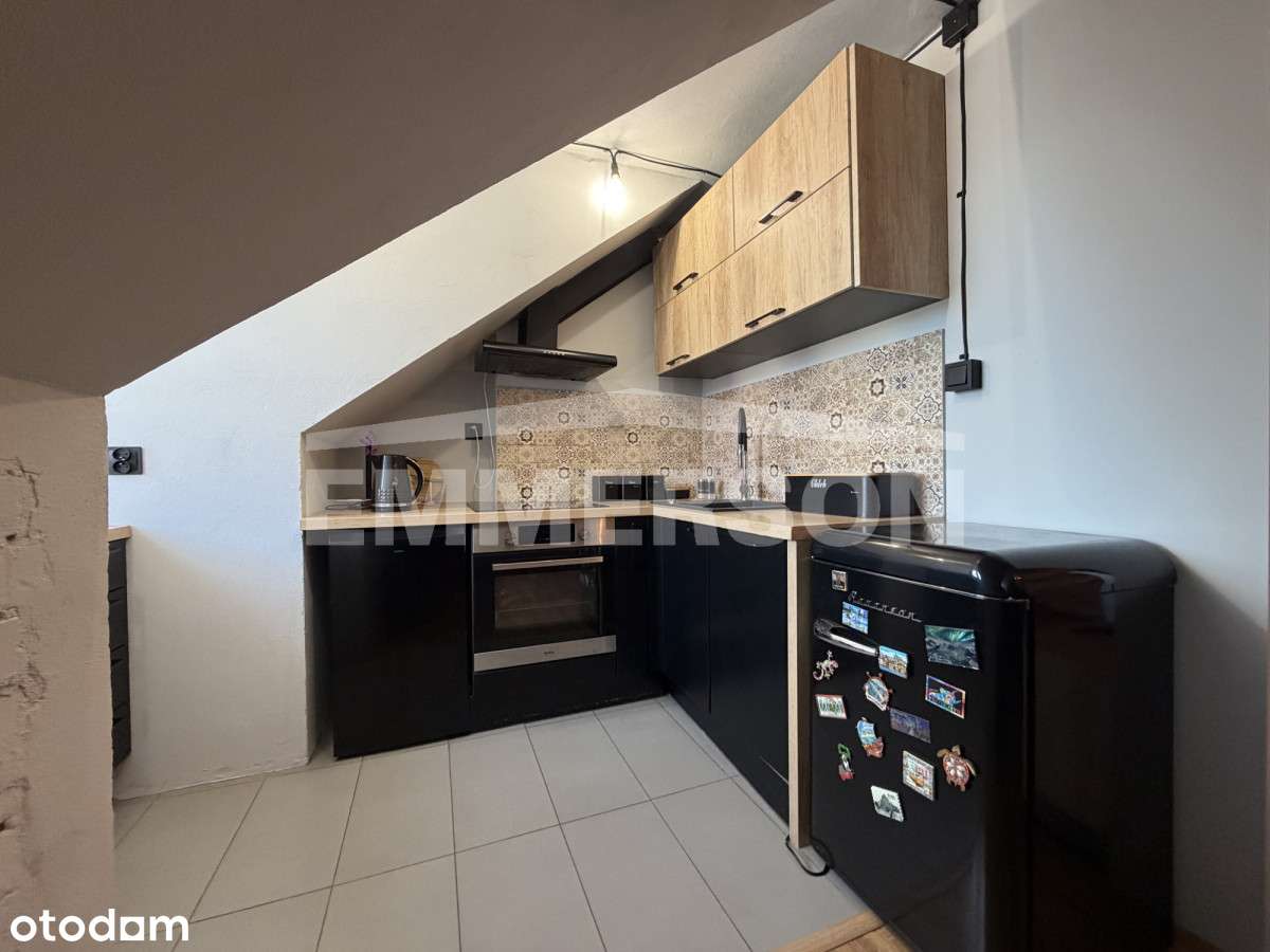 Do sprzedaży kameralne mieszkanie na Starówce.-6