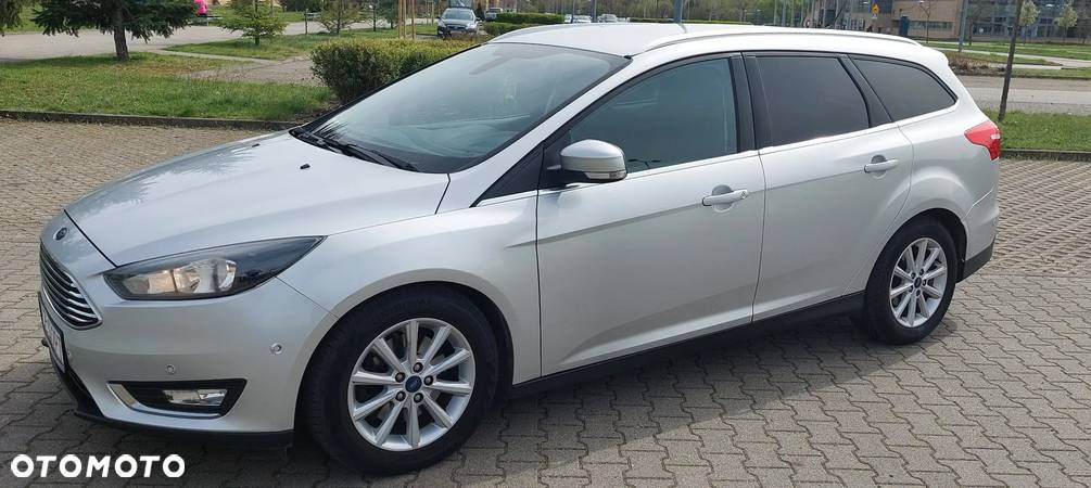 Ford Focus - 1