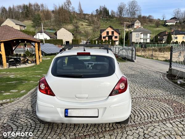 Opel Corsa 1.2 16V Sport - 4