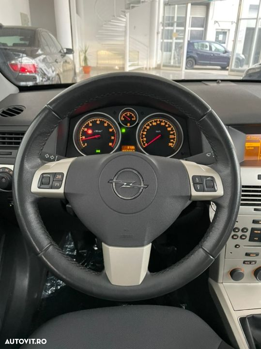 Opel Astra 1.6 TWINPORT ECOTEC Selection - 17