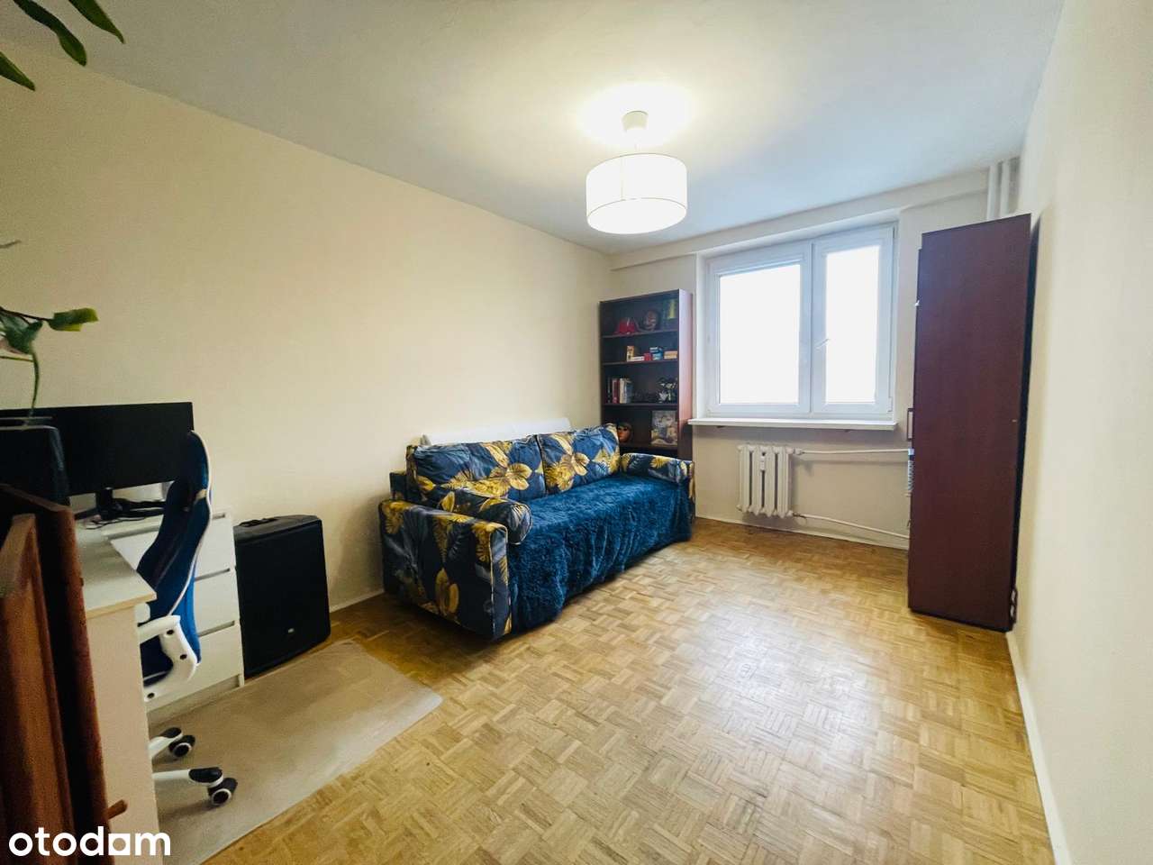 Bezpośrednio 2‑pokojowe z balkonem, komórką lokatorską i piwnicą-1