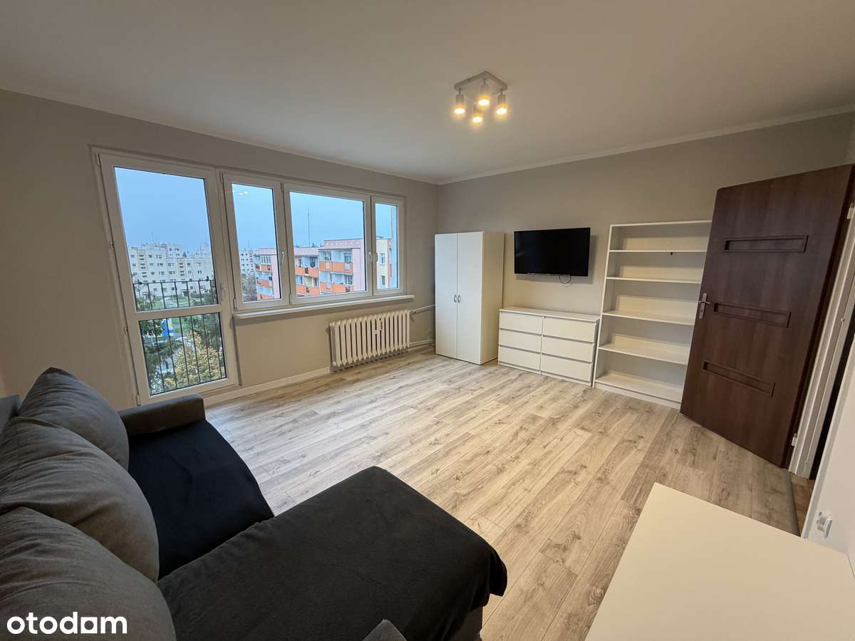 Kawalerka 36m2, ogrzewanie i ciepła woda z miasta - Pełny obrazek: 1/8