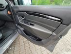 Renault Scenic 1.6 16V 110 Expression - 19