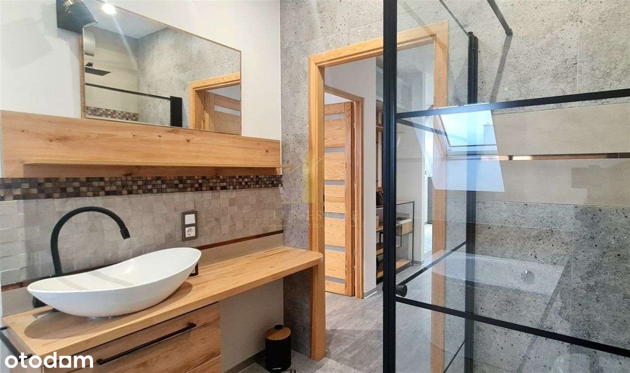 ---Słoneczne przestronne wnętrza z potencjałem ----9